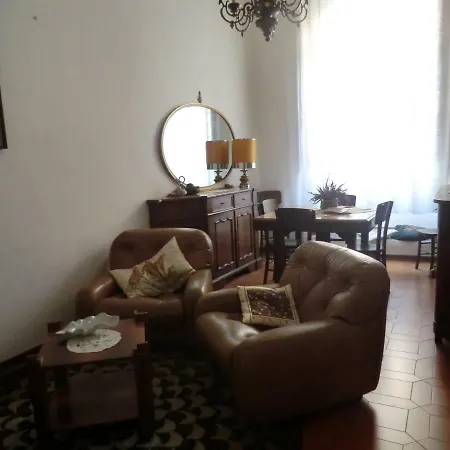 Casa Pucci דירה *